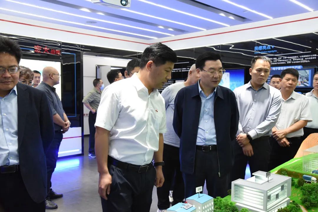 中国爆破行业协会会长谢先启院士一行赴广东宏大调研参访