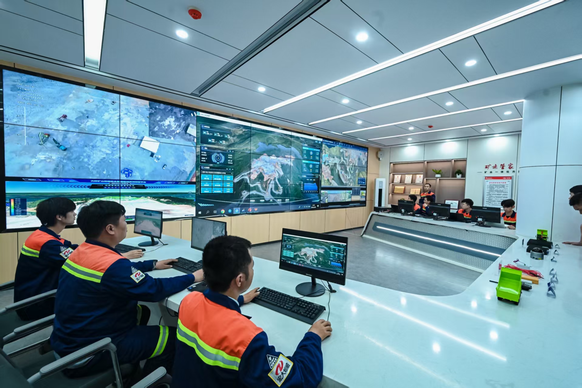 光荣属于劳动者 | 智领未来 匠启新程——解码智能矿山新兴力量
